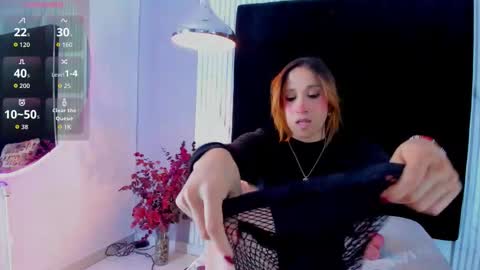 Snapshot of monik_fox_cr chatting on September 30, 10:14 pm MONIK FOX online show from September 30, 10:14 pm