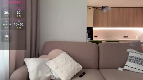 Monika online show from November 18, 9:54 am