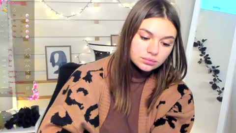 Monika online show from November 23, 1:24 pm