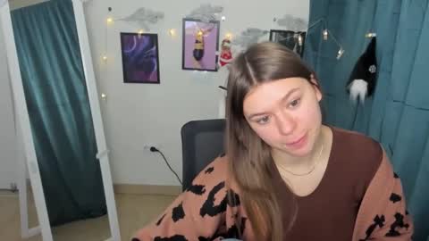 Monika online show from December 14, 7:40 am