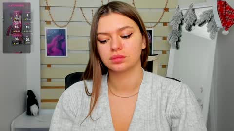 Monika online show from December 12, 2:55 pm