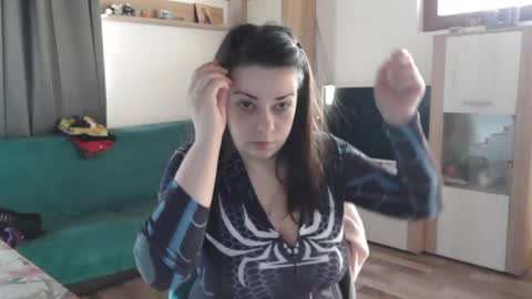 Monse online show from February 11, 7:54 am