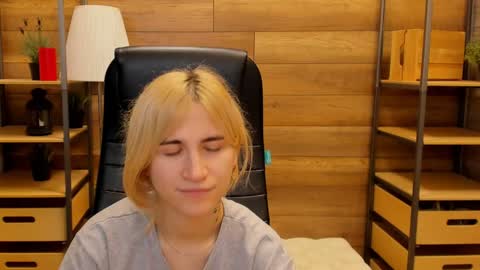 Katrin online show from January 4, 10:55 pm