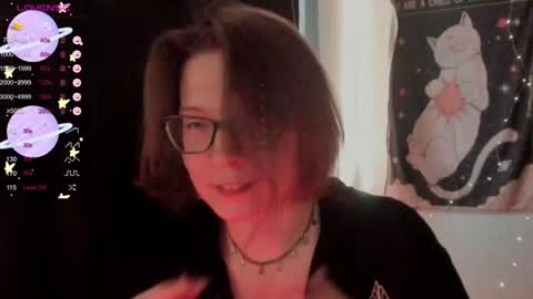 Roxy online show from June 14, 6:52 pm