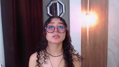 moon_and_fire_ online show from February 12, 5:31 am