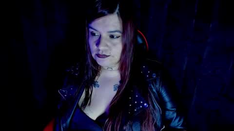 Lilith online show from November 24, 4:25 am