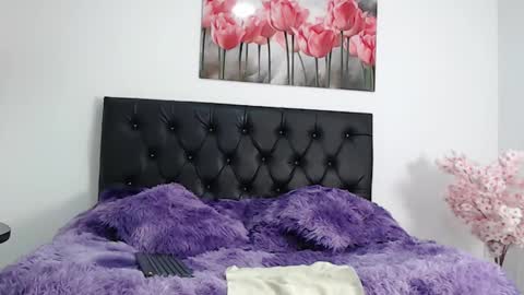 moon_f00x online show from January 25, 7:16 pm