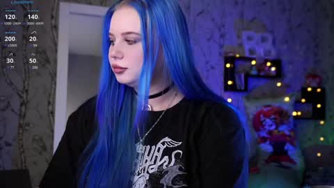 Emilia online show from December 5, 10:01 am