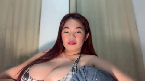 moona_luna21 online show from February 21, 1:01 pm