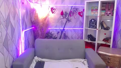 Charlotte online show from November 7, 8:47 pm