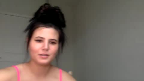 mooni minx online show from January 13, 6:01 pm