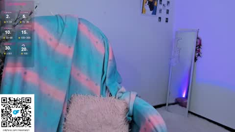 Snapshot of moonlady_ chatting on September 10, 2:33 am MOON online show from September 10, 2:33 am