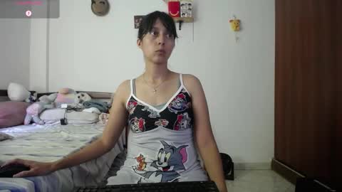 moonlunita online show from February 9, 7:16 pm