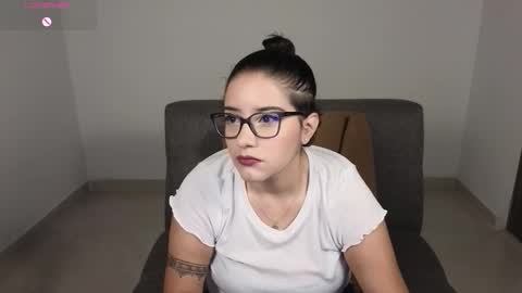 Snapshot of moonwoman_ chatting on October 9, 2:48 am Moon Woman online show from October 9, 2:48 am