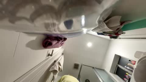 moorning_burst online show from November 28, 4:04 am