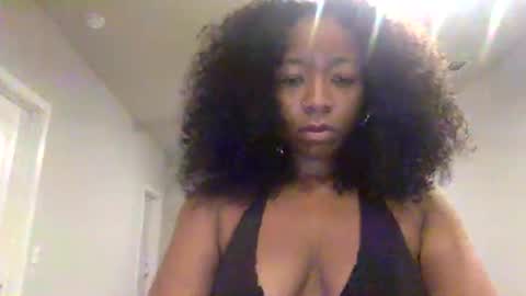 Madam Gigi online show from September 10, 1:27 am
