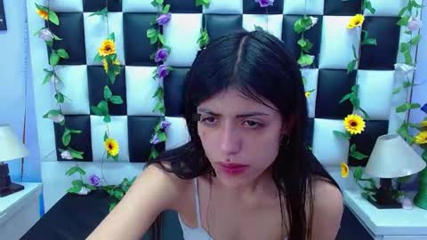 Snapshot of morganasmit_ chatting on February 4, 1:27 pm morganasmit_ online show from February 4, 1:27 pm