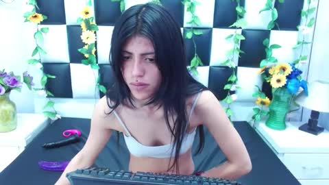 Snapshot of morganasmit_ chatting on February 10, 2:05 pm morganasmit_ online show from February 10, 2:05 pm