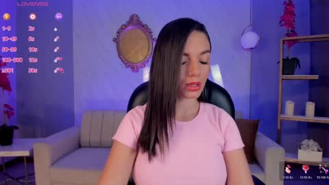 Morgan Hicks online show from December 5, 7:38 pm