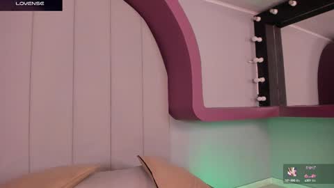 Snapshot of morganlake_ chatting on October 10, 4:28 am Morgan online show from October 10, 4:28 am