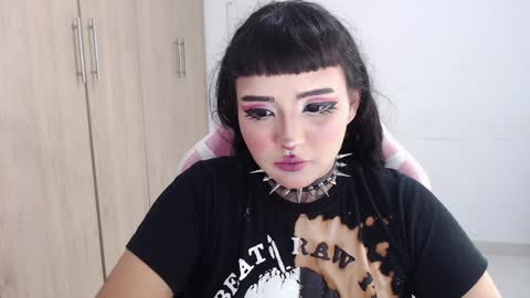 Snapshot of morganmoon1 chatting on December 6, 7:10 am Morgan Moon online show from December 6, 7:10 am