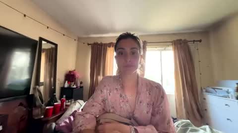 mothermonster258861 online show from September 9, 5:13 pm