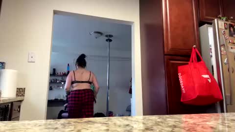 sicarius online show from March 3, 5:58 pm