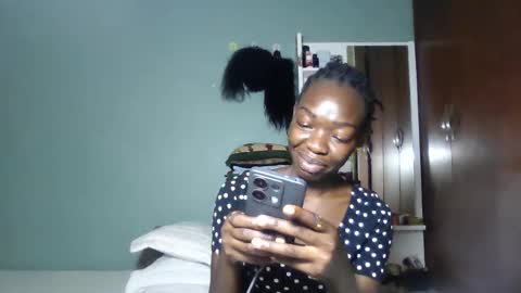 Snapshot of mouthymiss chatting on March 1, 8:34 am Mouthymiss online show from March 1, 8:34 am