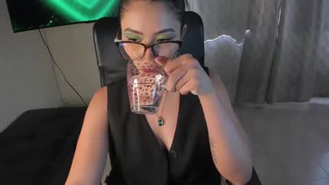 Pau Smith  online show from June 29, 8:19 pm