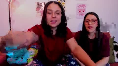 Laura online show from April 11, 4:18 am