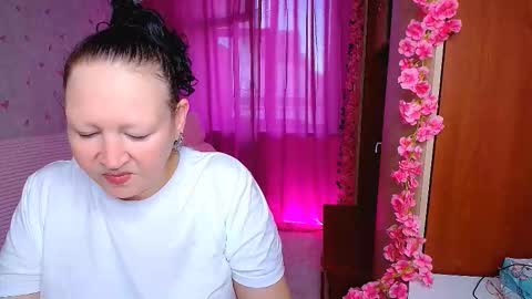 mrs   milf online show from September 27, 1:24 am