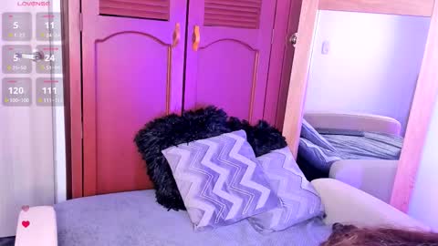 Griseld   online show from February 27, 9:25 pm