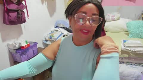 mrs_mommy online show from March 25, 10:56 pm