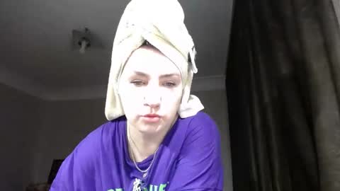 mrs_smith__ online show from April 3, 12:30 am