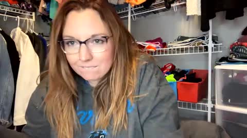 mrsbeachbumm online show from January 15, 7:59 am