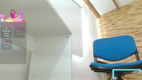 Snapshot of mrskatty chatting on October 6, 8:02 pm Tell me Katty online show from October 6, 8:02 pm