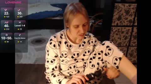 Snapshot of mrsluck chatting on January 21, 4:48 pm Sasha online show from January 21, 4:48 pm