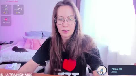 Snapshot of ms_allison chatting on February 26, 11:43 am Allison online show from February 26, 11:43 am