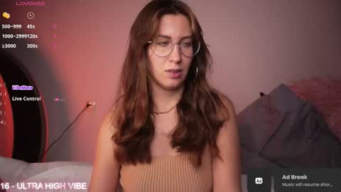 Snapshot of ms_allison chatting on September 25, 5:33 pm Allison online show from September 25, 5:33 pm