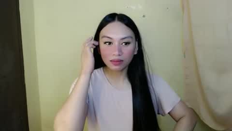 Bella online show from May 4, 5:11 am
