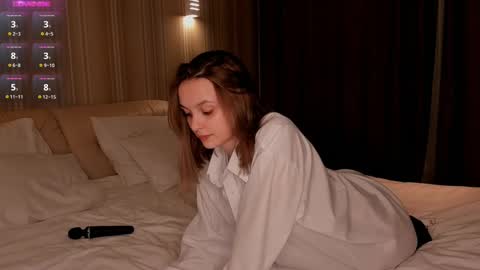 Snapshot of ms_elizabethqueen chatting on February 17, 5:34 pm Elizabeth online show from February 17, 5:34 pm