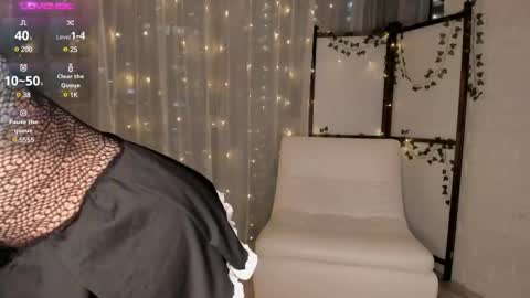 Snapshot of ms_elizabethqueen chatting on February 27, 3:37 pm Elizabeth online show from February 27, 3:37 pm
