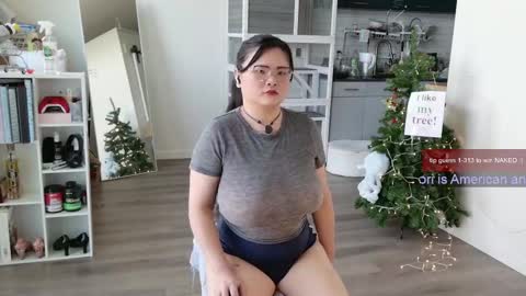 R o r i  SnapChat heyroriv2 wednesday - sunday Noon oclock mountain - 5pm mountain online show from September 26, 7:22 pm