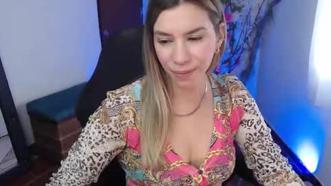 Sofia online show from December 18, 6:45 pm