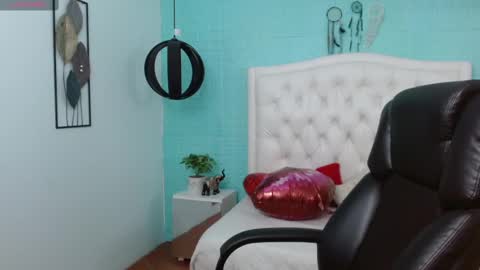 Jossie online show from March 5, 2:36 am