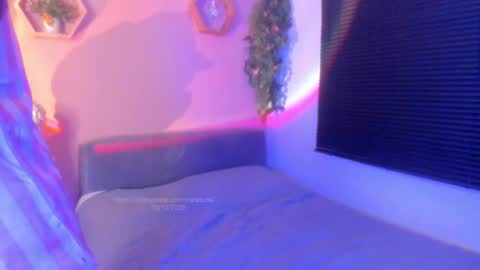 Vero   Meg online show from October 11, 2:05 am