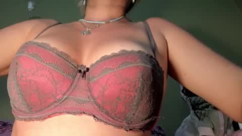 MsPurrfectLove online show from January 18, 6:32 pm