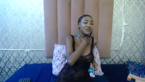 mssmileyxx online show from September 12, 6:48 pm