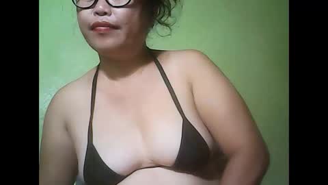 muffy_bunny online show from January 7, 7:28 pm