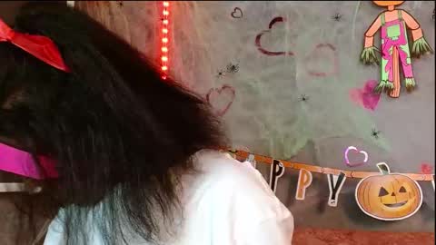 Leidy online show from October 27, 6:35 pm